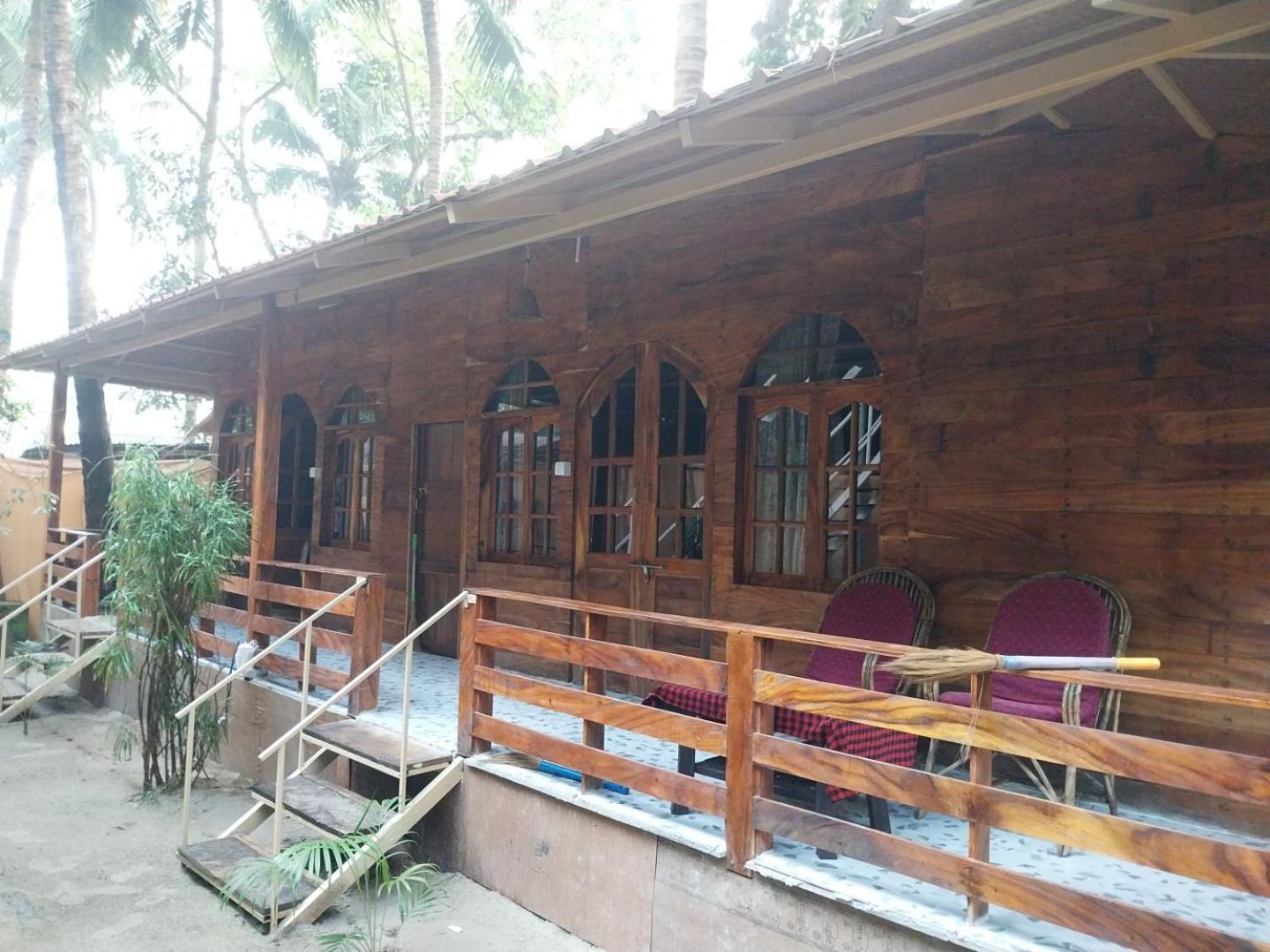 Bed and Breakfast Fernandes Bar And Restaurant Canacona Exterior foto