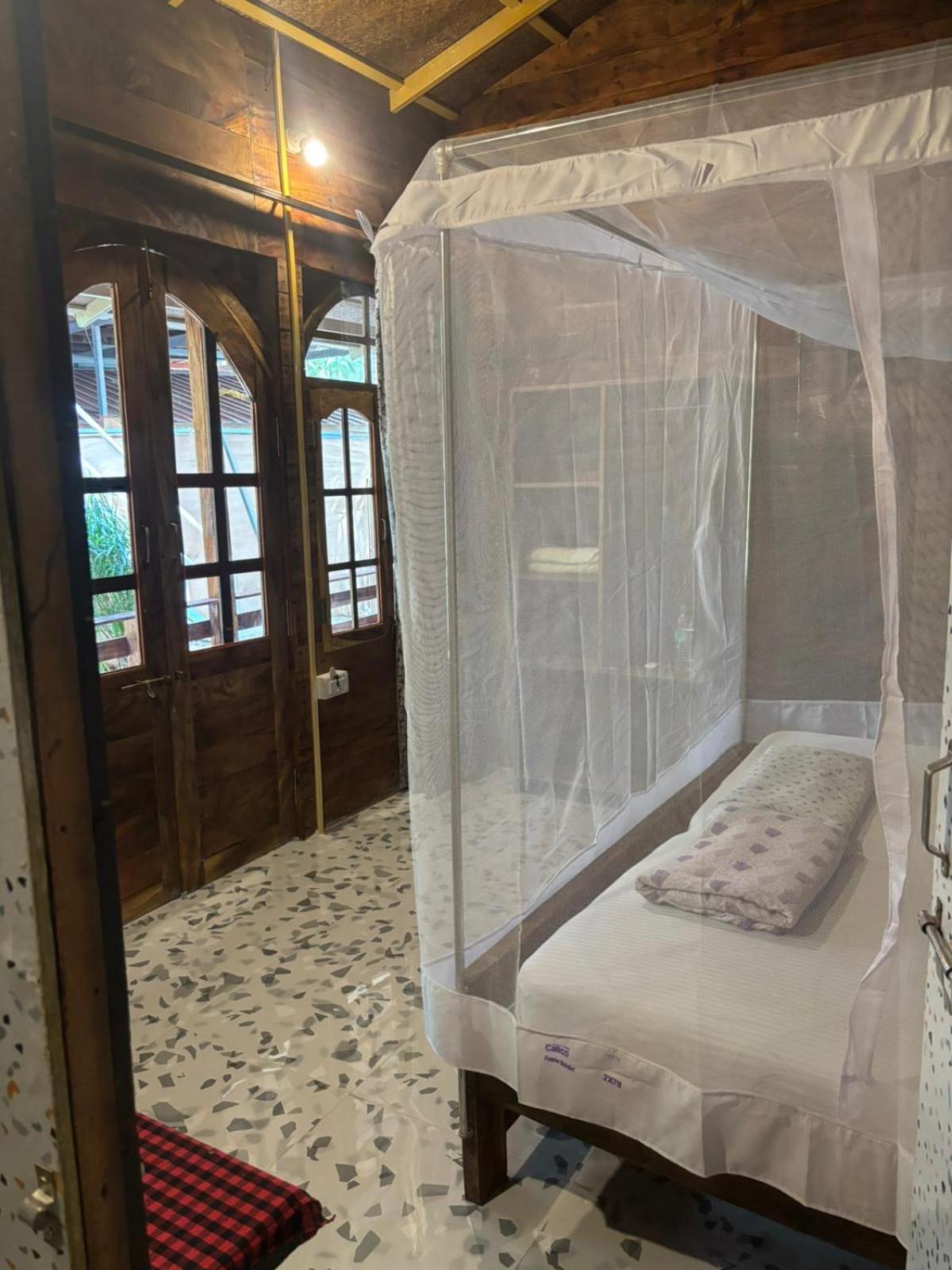 Bed and Breakfast Fernandes Bar And Restaurant Canacona Exterior foto
